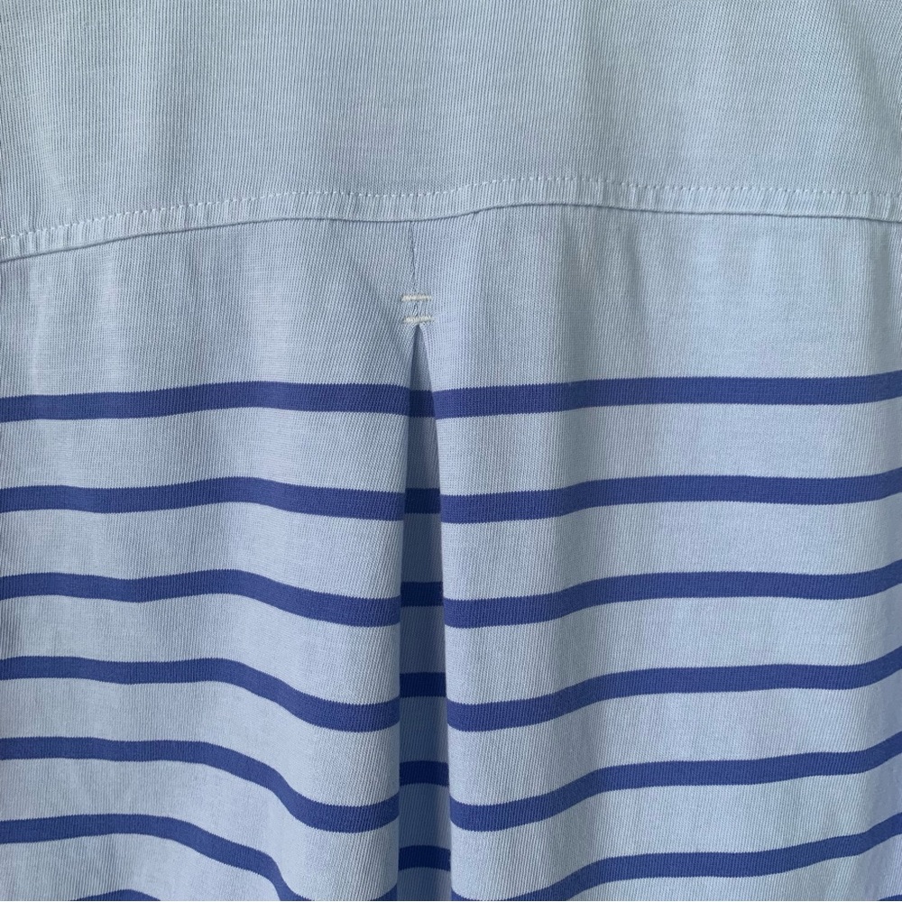 Vineyard Vines (Small) Light Blue Collared V-Neck - Picture 5 of 5